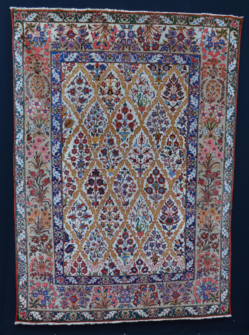 old quom rug quom central persia
